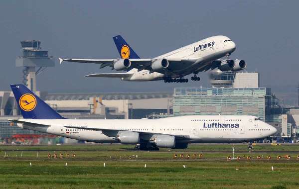 Making Advance Flight Reservation in Lufthansa on Call: Things to Know