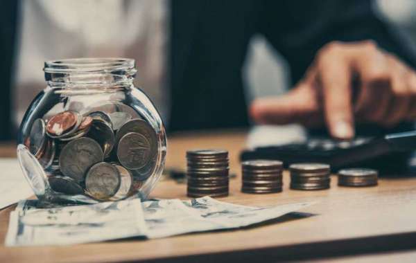 Financial wellness benefits and competitive hiring market